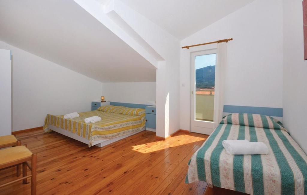 Apartman Tudor สตารีกราด ภายนอก รูปภาพ