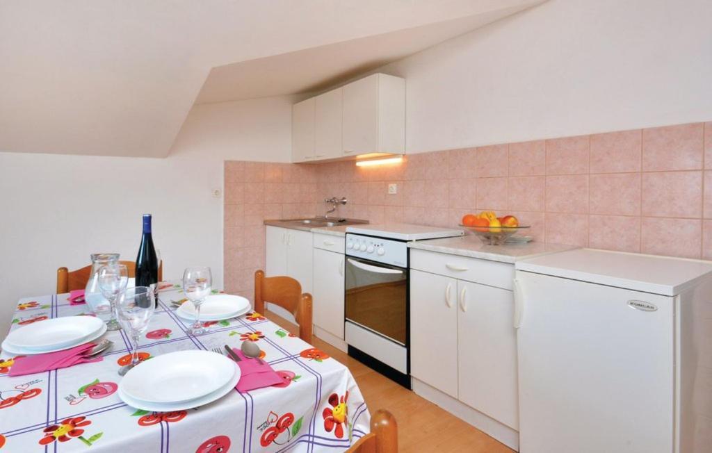 Apartman Tudor สตารีกราด ภายนอก รูปภาพ