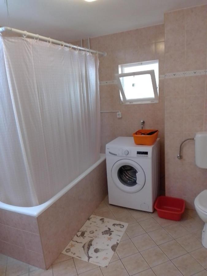 Apartman Tudor สตารีกราด ภายนอก รูปภาพ
